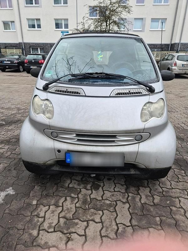 Andere farben Gebraucht 2000 Smart ForTwo Cabrio Cabrio | 1.300 € (Fairer Preis) - Bild 1/4