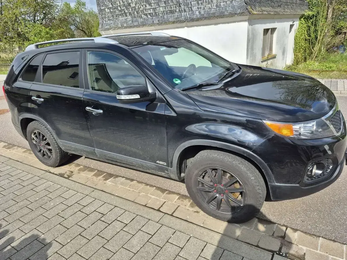 Gebraucht Kia Sorento Vision 197 PS (144 kW) 2010 Schwarz SUV