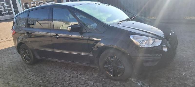 Gebraucht Ford S-MAX S 140 PS (102 kW) 2012 Schwarz Van / Kleinbus