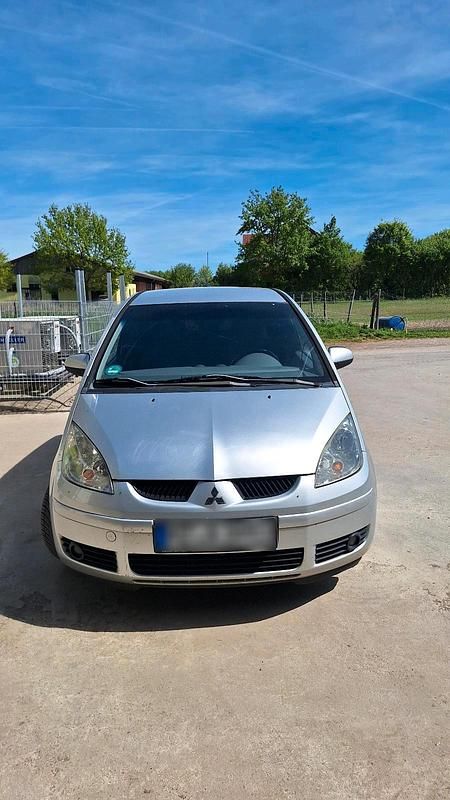 Gebraucht Mitsubishi Colt 109 PS (80 kW) 2005 Silber Kleinwagen