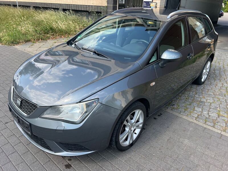 Grau Gebraucht 2012 Seat Ibiza Style Limousine | 2.950 € (Fairer Preis) - Bild 1/4