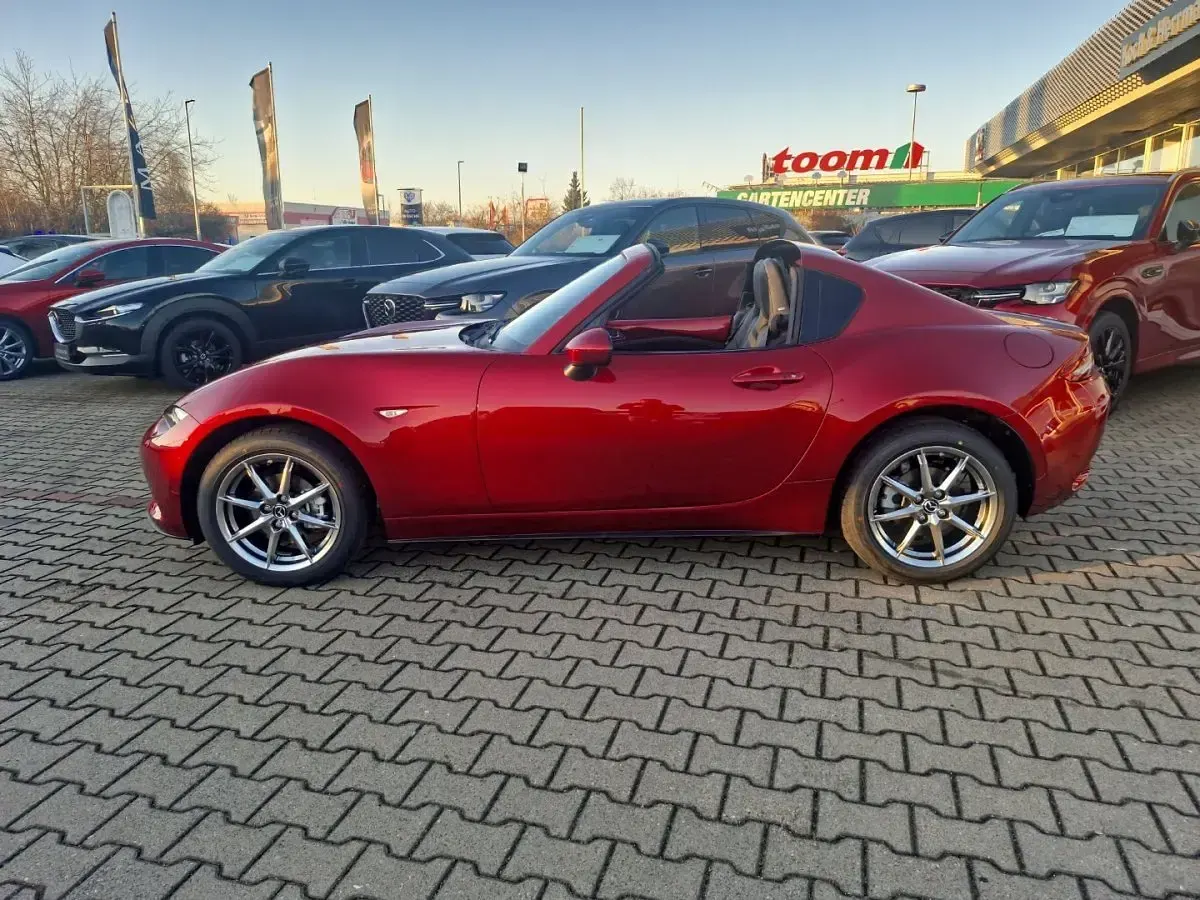 Neu Mazda MX5 Exclusive-Line 132 PS (97 kW) 2025 Rot Cabrio
