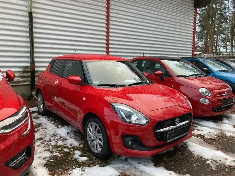 Gebraucht Suzuki Swift Comfort 83 PS (61 kW) 2023 Other Limousine