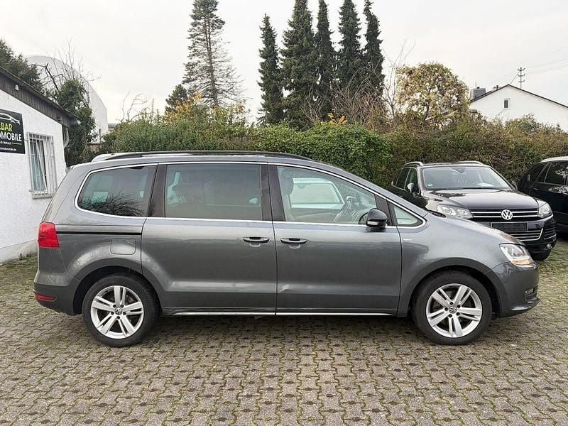 Second-hand VW Sharan Match 170 CP (125 kW) 2012 Gri Monovolum