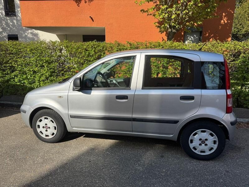 Silber Gebraucht 2011 Fiat Panda Kleinwagen | 2.800 € (Fairer Preis) - Bild 1/4