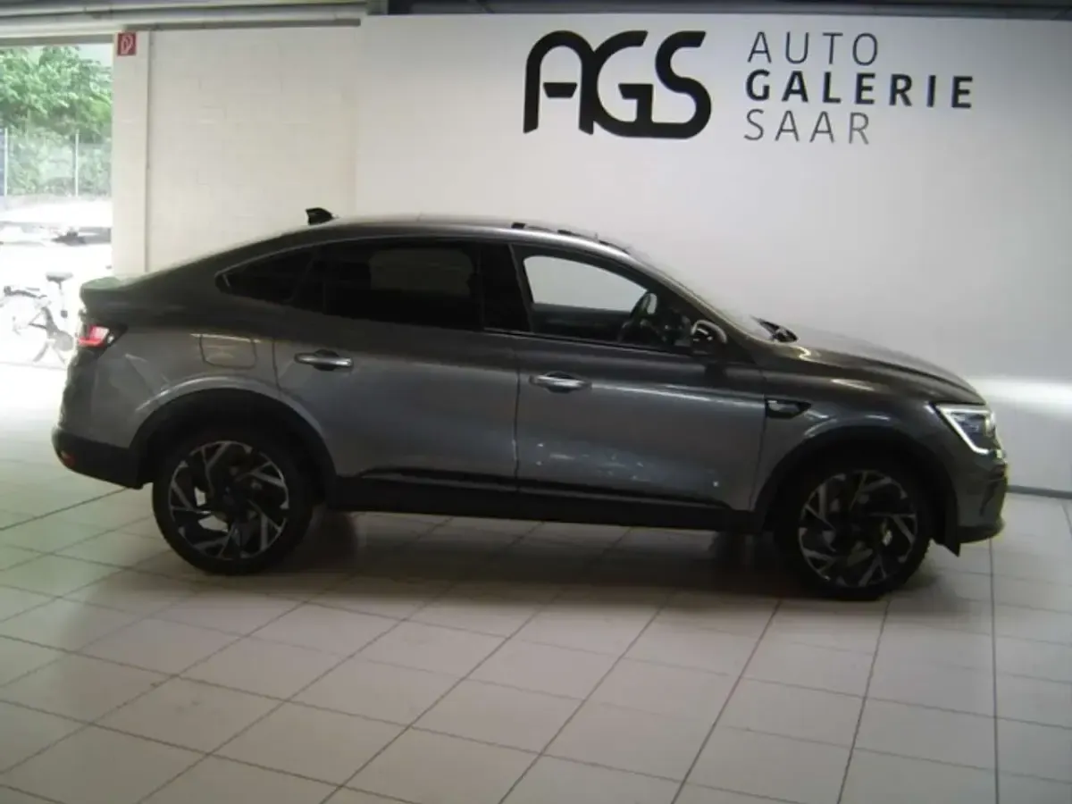 Gebraucht Renault Arkana Esprit Alpine 158 PS (116 kW) 2024 Grau SUV