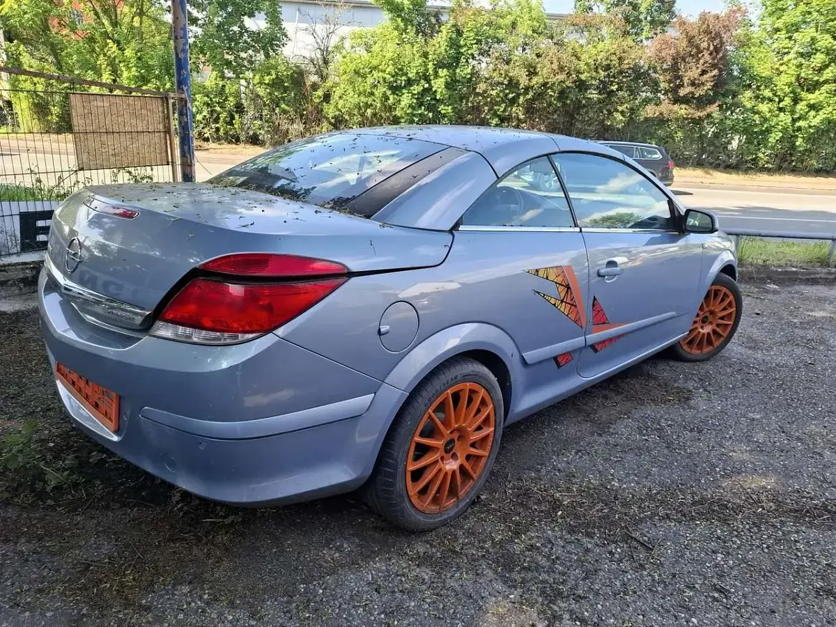 Gebraucht Opel Astra Cosmo 105 PS (77 kW) 2006 Aeroblau mi2 Cabrio