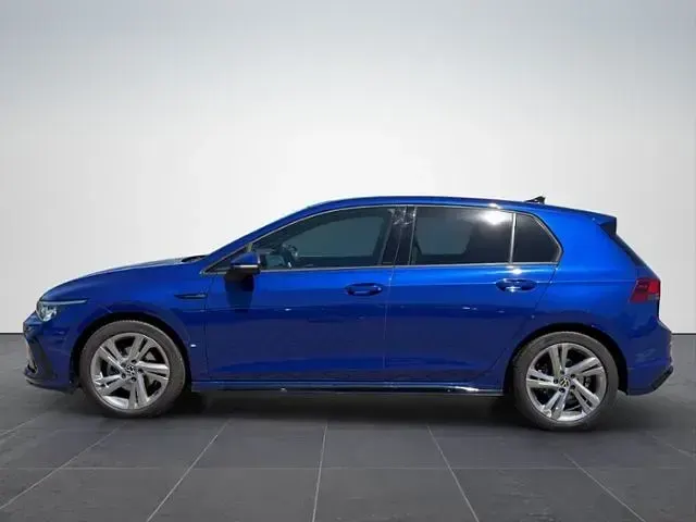 Gebraucht VW Golf VIII R-line 150 PS (110 kW) 2023 Blau Limousine