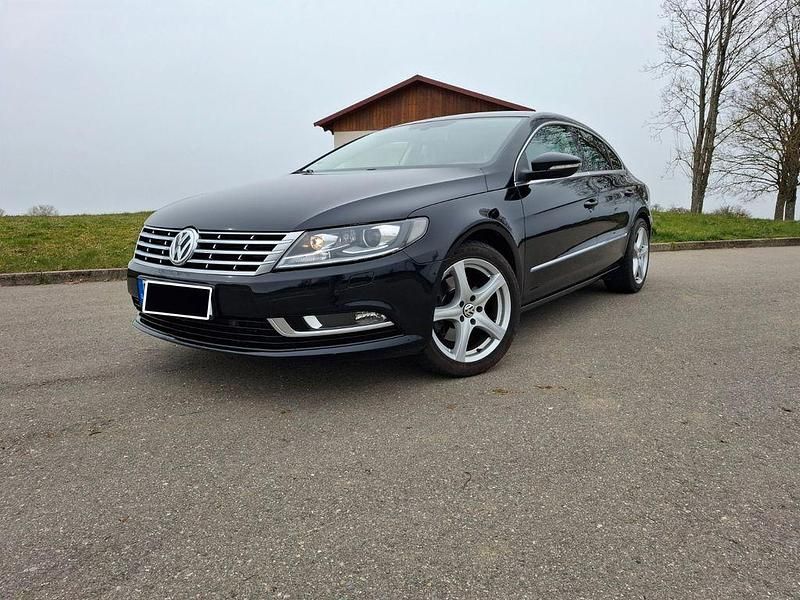 Second-hand VW CC 140 CP (102 kW) 2012 Negru Berlinǎ