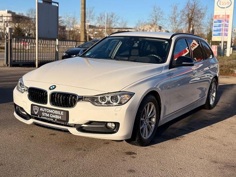 Weiß Gebraucht 2014 BMW 320 Sport Line Limousine | 10.899 € (Guter Preis) - Bild 1/4