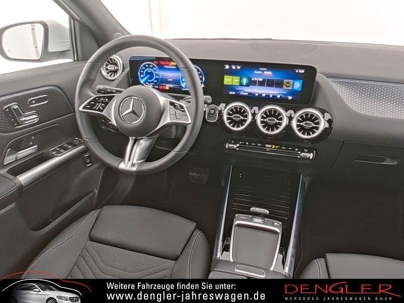 Gebraucht Mercedes EQA350 Advanced 214 kW (292 PS) 2024 Weiß SUV