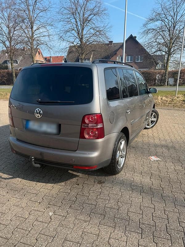 Gebraucht VW Touran 105 PS (77 kW) 2008 Van / Kleinbus