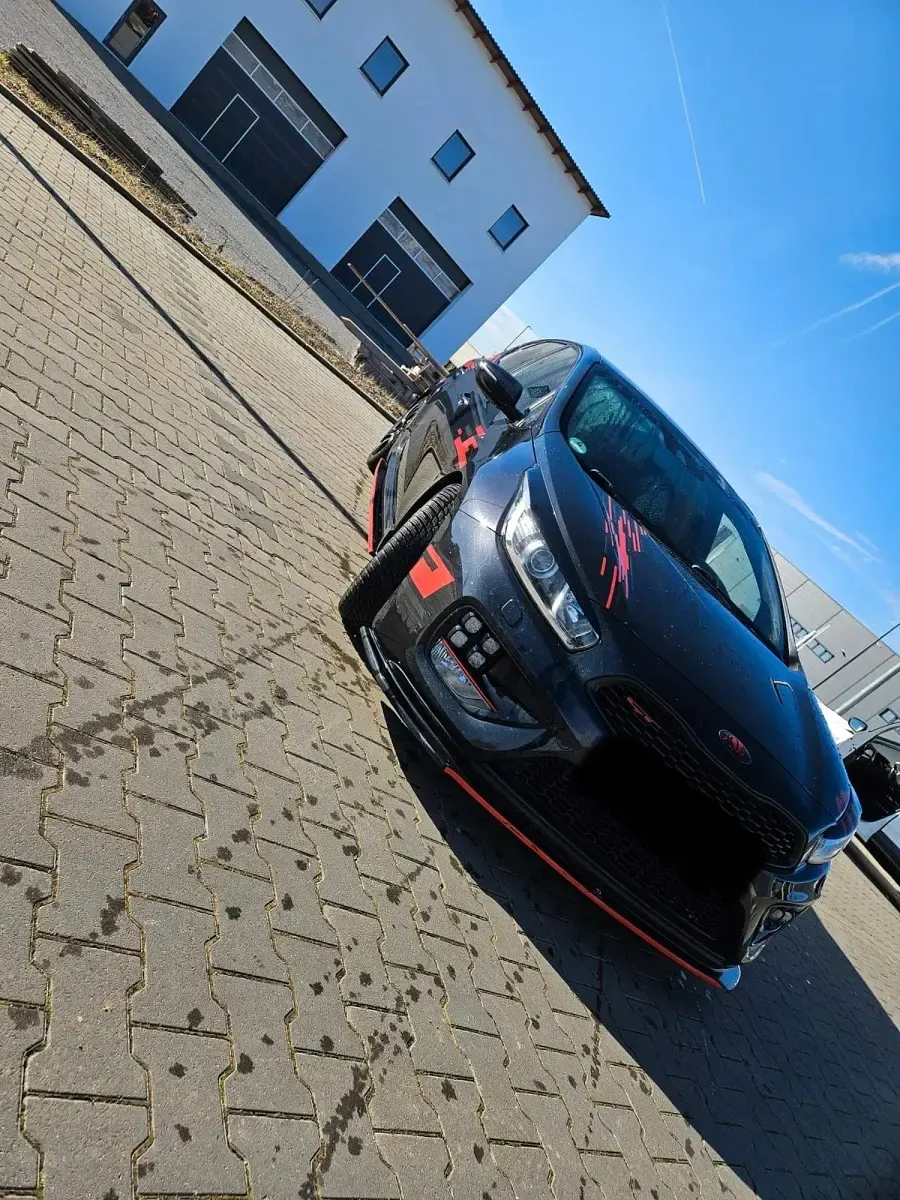 Gebraucht Kia Ceed 245 PS (180 kW) 2013 Schwarz Kleinwagen
