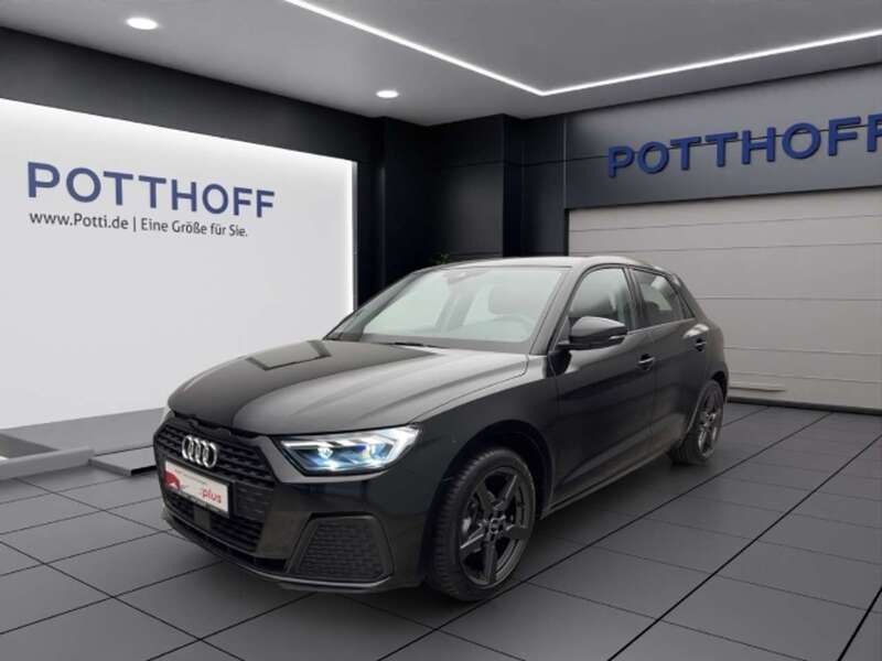 Mythosschwarz metallic Gebraucht 2024 Audi A1 Sportback Kleinwagen | 21.950 € (Guter Preis) - Bild 1/4