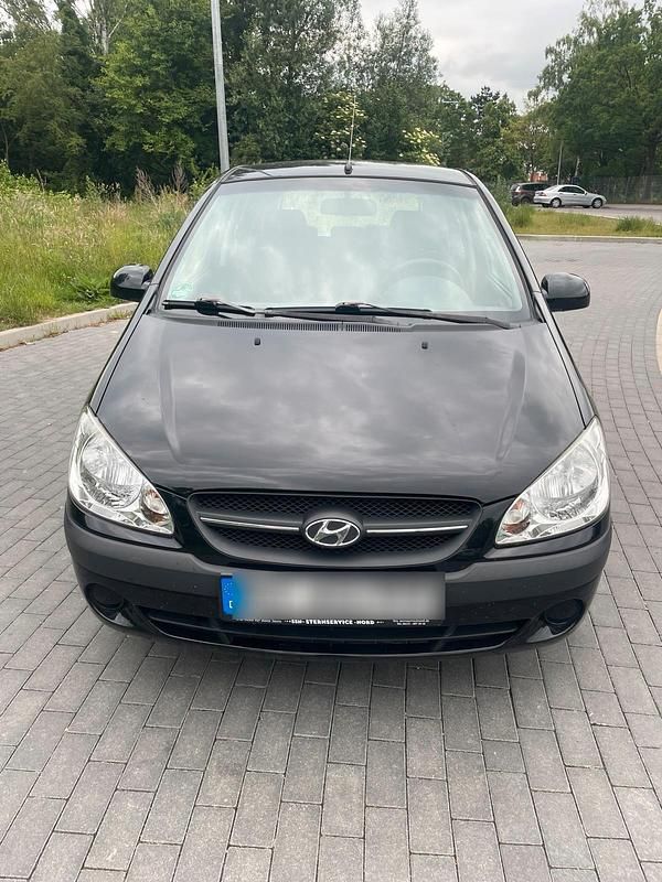 Schwarz Gebraucht 2009 Hyundai Getz Kleinwagen | 2.300 € (Etwas zu teuer) - Bild 1/4