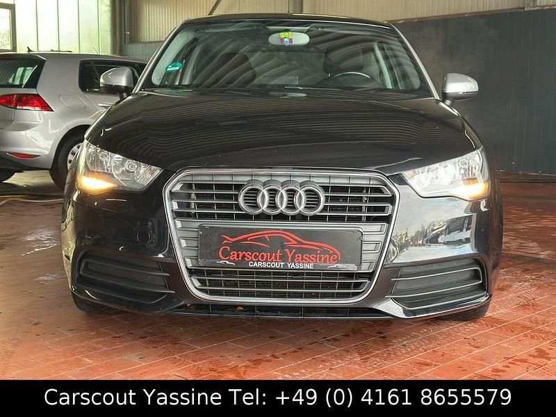 Gebraucht Audi A1 Attraction 86 PS (63 kW) 2012 Schwarz Limousine