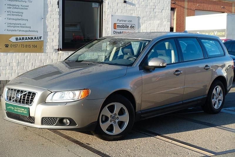 Gebraucht Volvo V70 Kinetic 163 PS (119 kW) 2008 Silber Kombi