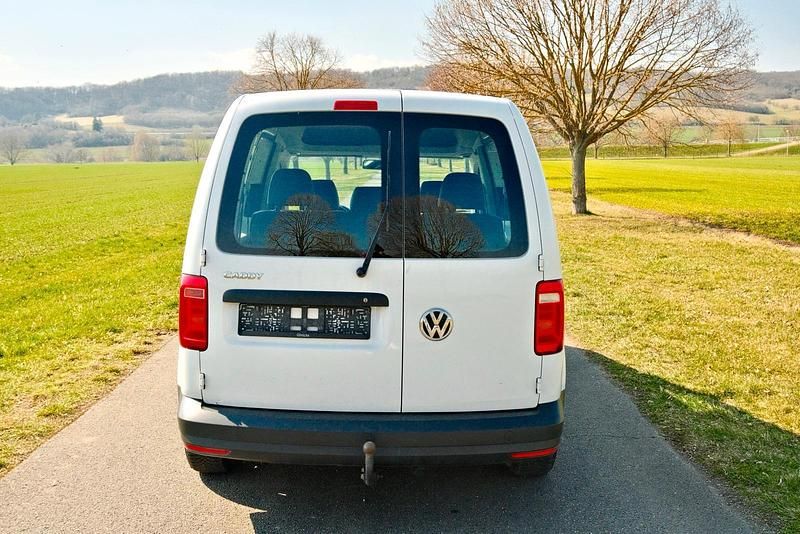 Gebraucht VW Caddy 102 PS (75 kW) 2020 Weiß Van / Kleinbus