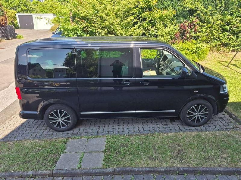 Gebraucht VW Transporter Highline 179 PS (131 kW) 2013 Schwarz Van