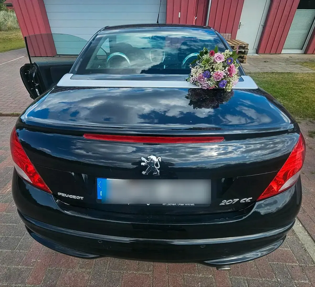 Gebraucht Peugeot 207 CC 120 PS (88 kW) 2010 Schwarz Cabrio