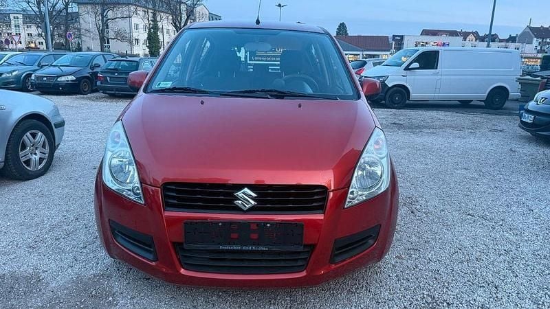 Gebraucht Suzuki Splash Club 65 PS (47 kW) 2009 Rot Kleinwagen