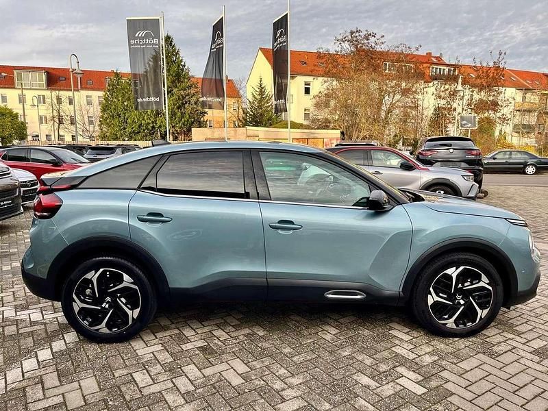 Gebraucht Citroën C4 PureTech 131 PS (96 kW) 2023 Lackierung olbia blau/typ aussenverkleidung metalliclackierung SUV