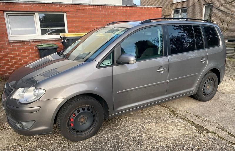 Gebraucht VW Touran 105 PS (77 kW) 2007 Grau Van / Kleinbus