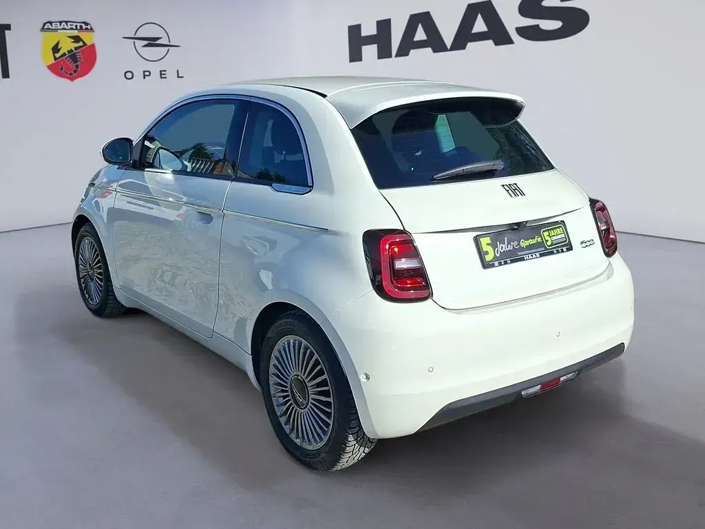 Gebraucht Fiat 500e 86 kW (118 PS) 2024 Weiß Limousine