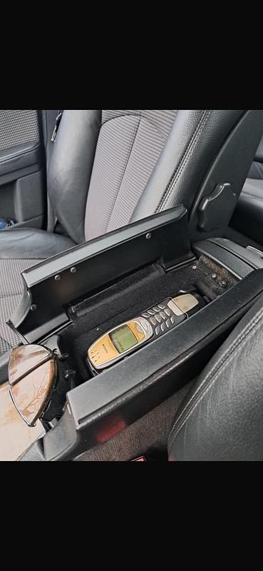 Gebraucht Mercedes E240 177 PS (130 kW) 2003 Schwarz Limousine
