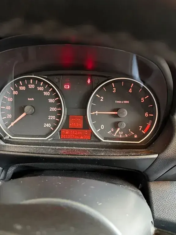 Brugt BMW 118 143 HK (105 kW) 2009 Sort Hatchback