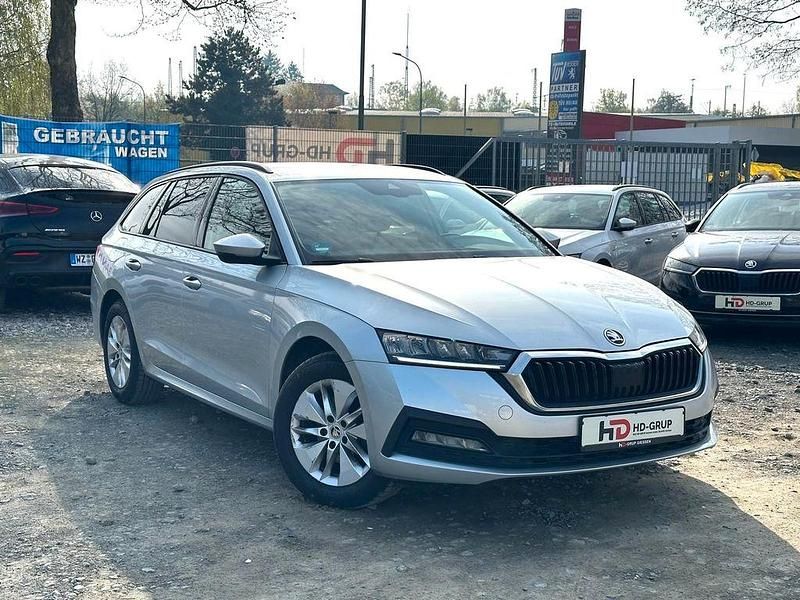 Second-hand Skoda Octavia Ambition 150 CP (110 kW) 2020 Argintiu Break
