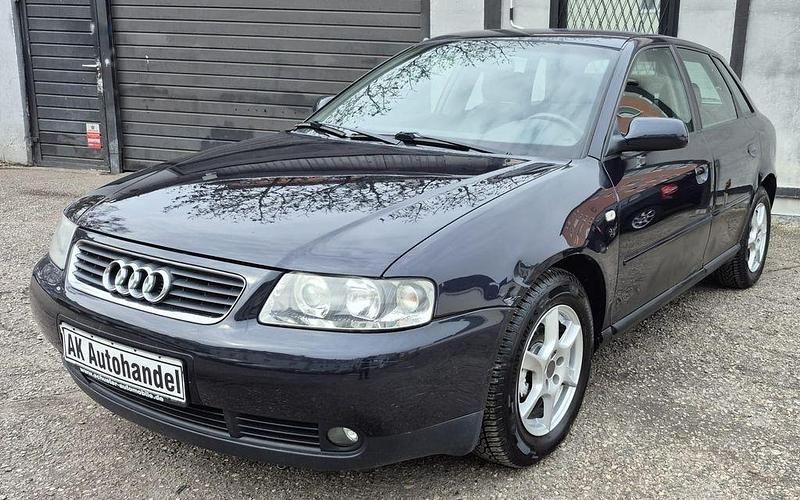 Gebraucht Audi A3 Ambiente 102 PS (75 kW) 2003 Schwarz Kleinwagen