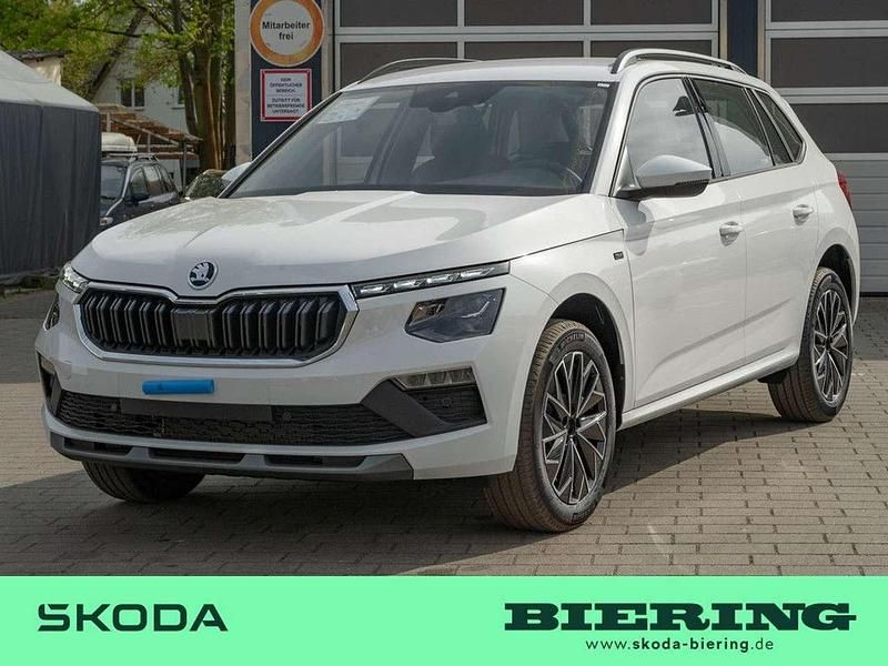 Candy weiss Gebraucht 2025 Skoda Kamiq Selection SUV | 27.990 € - Bild 1/4