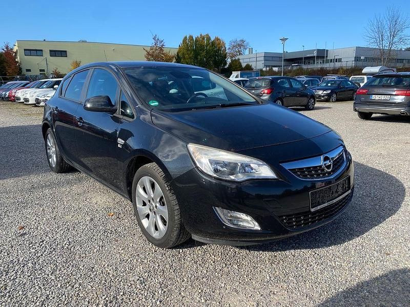 Gebraucht 2012 Opel Astra Limousine | 3.990 € (Guter Preis) - Bild 1/4