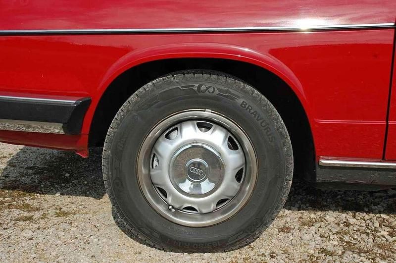 Gebraucht Audi 100 86 PS (63 kW) 1980 Rot Limousine