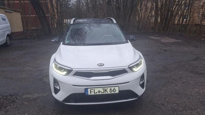 Gebraucht Kia Stonic Platinum 120 PS (88 kW) 2018 Weiß SUV