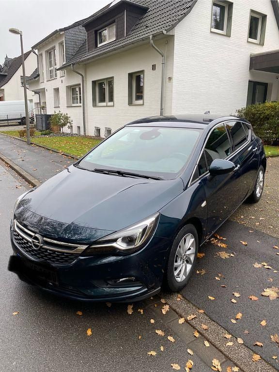 Schwarz Gebraucht 2017 Opel Astra Innovation Limousine | 10.900 € (Superpreis) - Bild 1/4