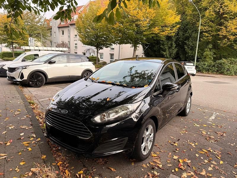 Schwarz Gebraucht 2014 Ford Fiesta Kleinwagen | 3.900 € (Superpreis) - Bild 1/4