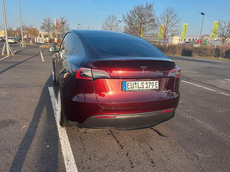 Gebraucht Tesla Model Y Long Range AWD 378 kW (514 PS) 2023 Rot SUV