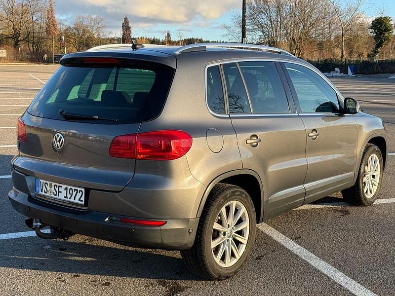 Gebraucht VW Tiguan Life 179 PS (131 kW) 2012 SUV