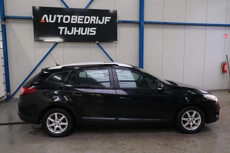 Gebraucht Renault Mégane III Expression 90 PS (66 kW) 2012 Schwarz Kombi