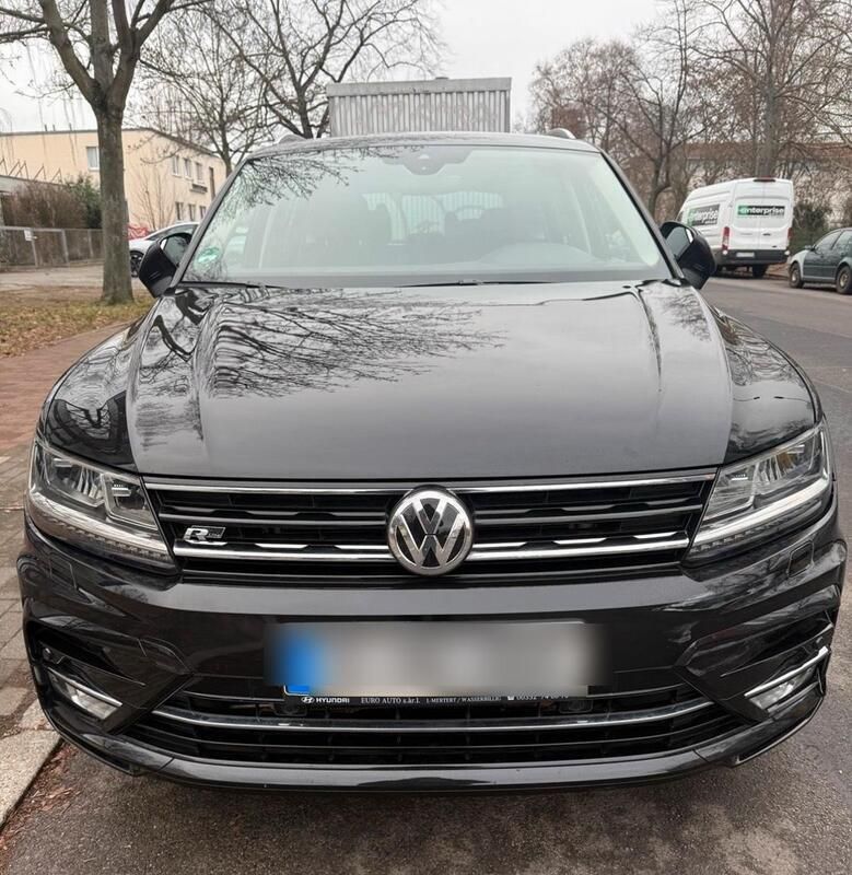 Schwarz Gebraucht 2017 VW Tiguan R-line SUV | 20.800 € (Guter Preis) - Bild 1/4