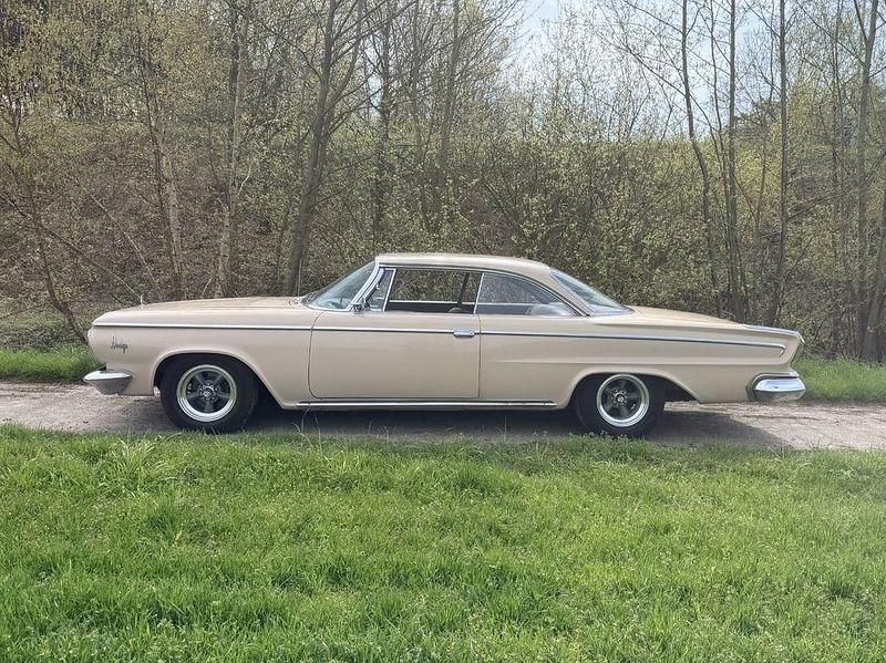Second-hand Dodge Custom 330 CP (242 kW) 1963 Bej