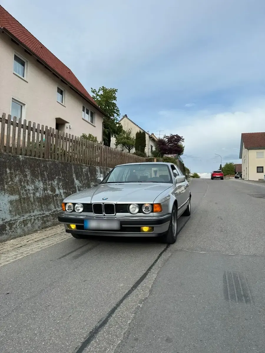Brugt BMW 735 211 HK (155 kW) 1990 Sølv Sedan