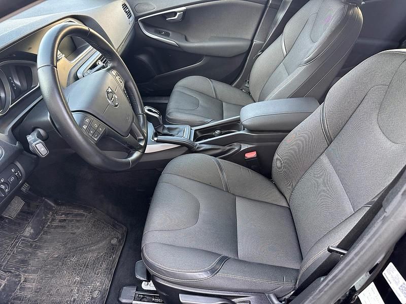 Gebraucht Volvo V40 CC 152 PS (111 kW) 2017 Schwarz Kombi