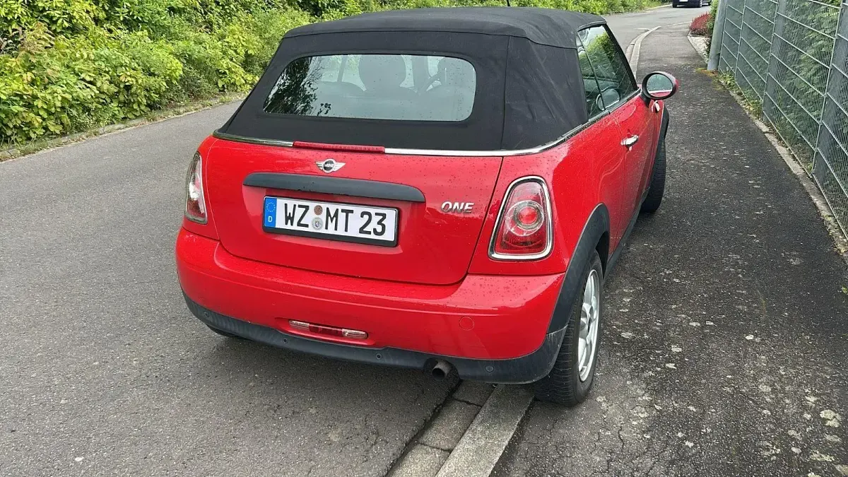 Occasion Mini One Cabriolet 98 PK (72 kW) 2012 Rood Cabriolet