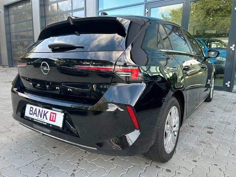 Gebraucht Opel Astra 131 PS (96 kW) 2023 Schwarz Kleinwagen
