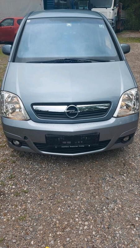 Grau Gebraucht 2008 Opel Meriva Van / Kleinbus | 1.900 € (Guter Preis) - Bild 1/4