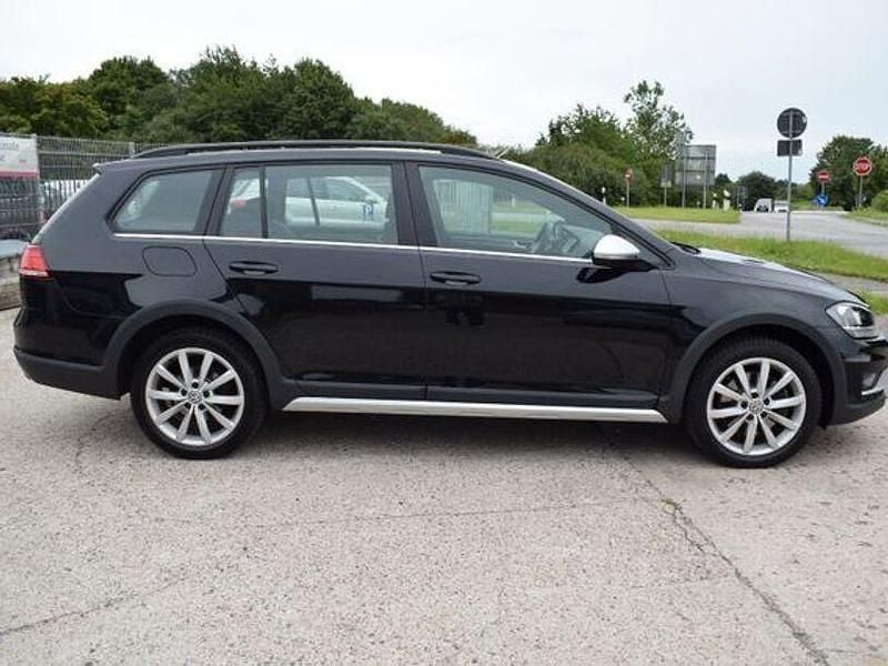 Gebraucht VW Golf Alltrack 179 PS (131 kW) 2017 Schwarz Kombi