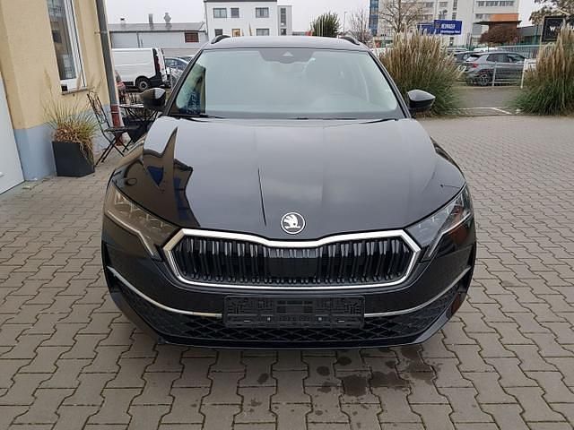 Graphite grau metallic Neu 2024 Skoda Octavia Selection Kombi | 31.550 € (Superpreis) - Bild 1/2